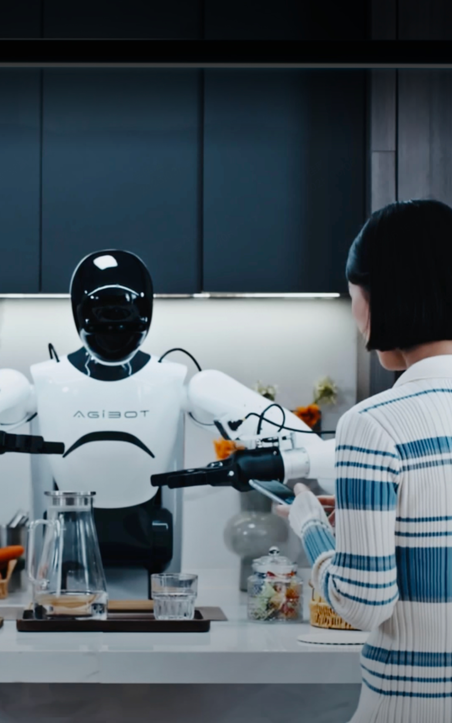 行业首款！艾弗森ballbet发布具身智能一站式开发平台Genie Studio